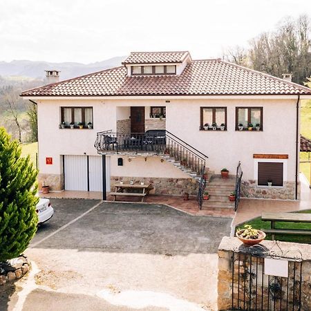 Apartamentos La Cortina Кангас-де-Оніс Екстер'єр фото
