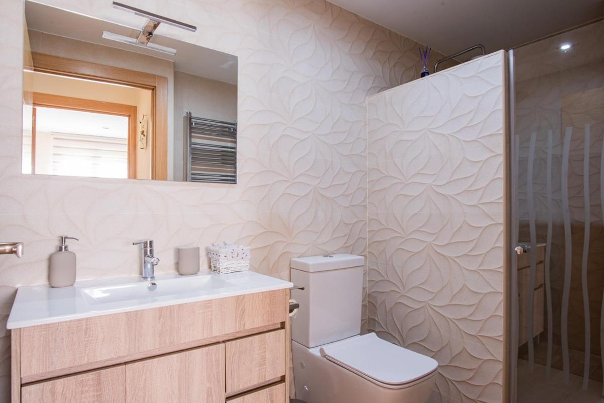 Apartamentos La Cortina Кангас-де-Оніс Екстер'єр фото